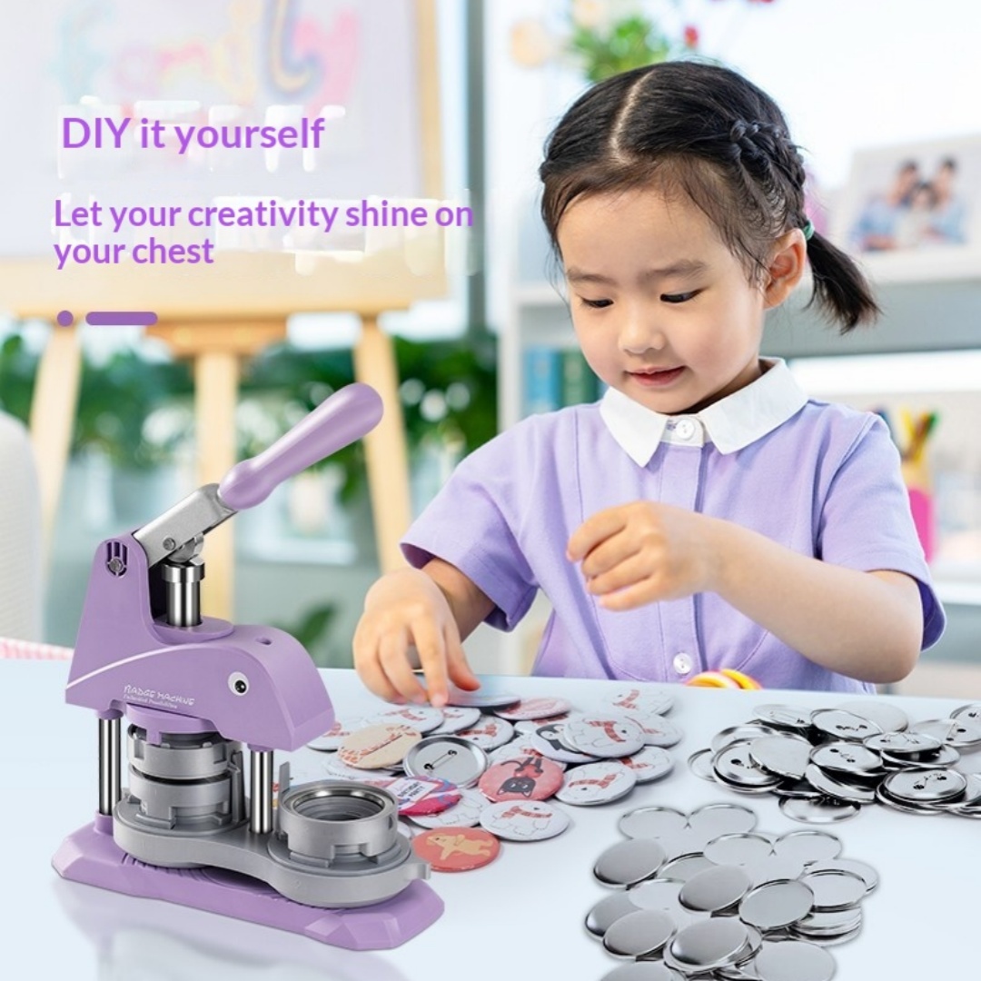 Purple Chest Badge Tinplate Badge Making Machine