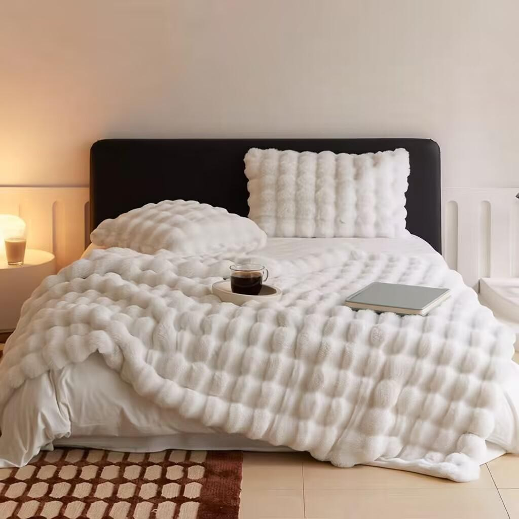Sofa Blanket Is Super Soft, Comfortable, And Warm — image 3 of 17