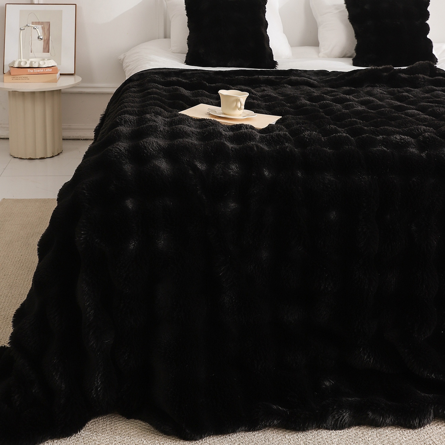 Sofa Blanket Is Super Soft, Comfortable, And Warm — image 4 of 17