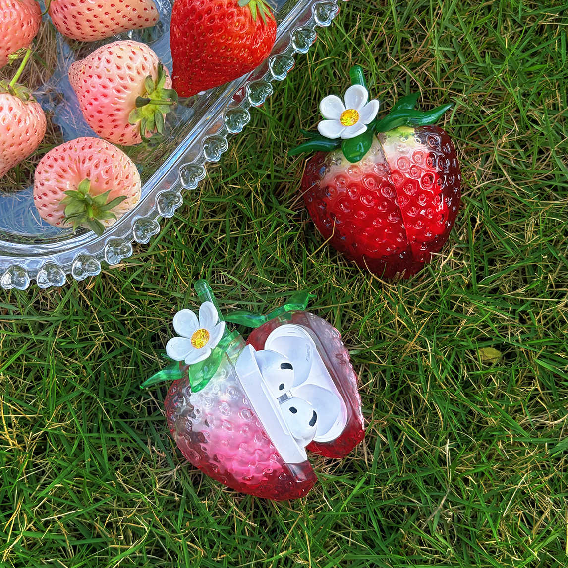 Creative Transparent Strawberry Earphone Shell