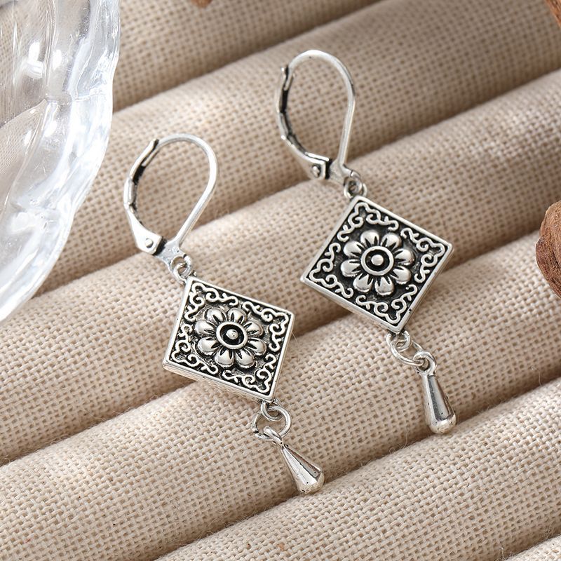 https://oss-cf.cjdropshipping.com/product/2026/09/16/03/18ba40e5-2813-4cec-8905-47b41310f24a.jpeg