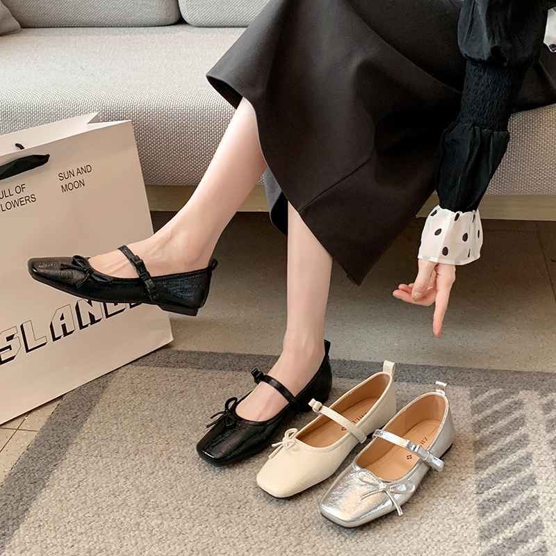 Soft-soled Low-cut Large-size Women's Shoes