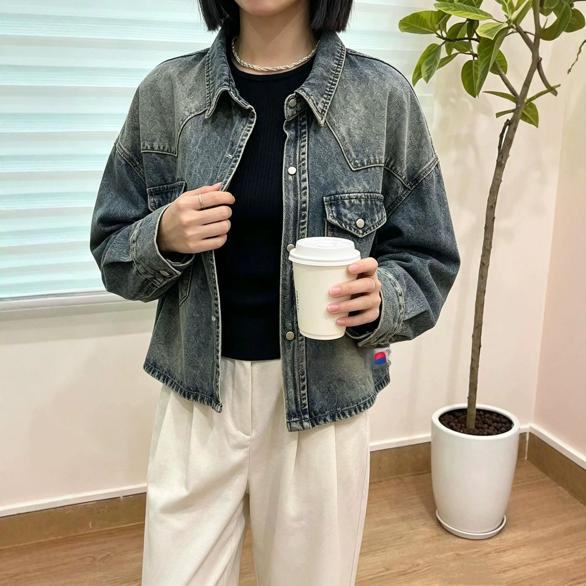 Loose-fitting Casual Women's Denim Jacket