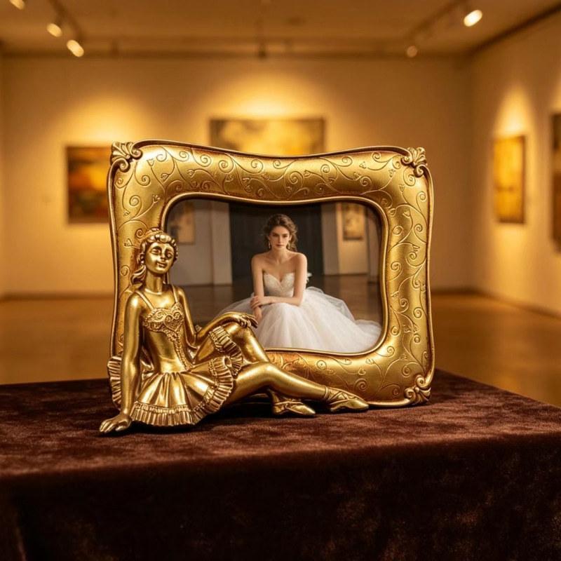 French-style Vintage Photo Frame Carved Resin Picture Frame For Tabletop Display