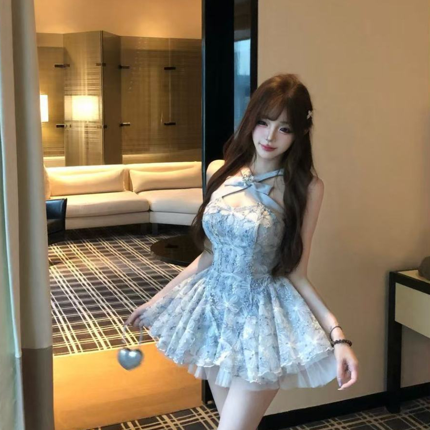 Women's Lace-and-patchwork Sequin Halter Dress