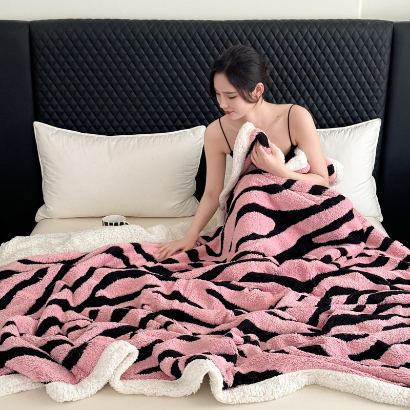 Sherpa Fleece Throw Blanket