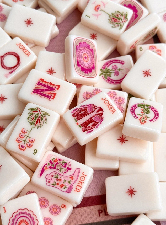 Mahjong tile set (b)
