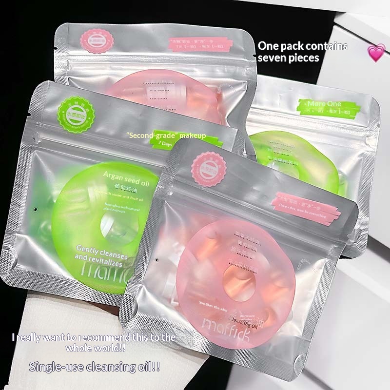 Portable Deep-Cleansing Cleansing Oil
