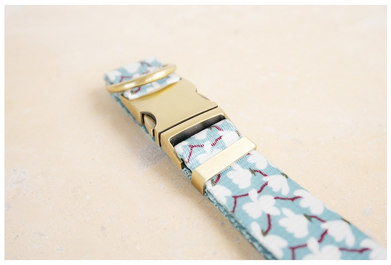 Jasmine-print Anti-loss Dog Collar detail photo 1