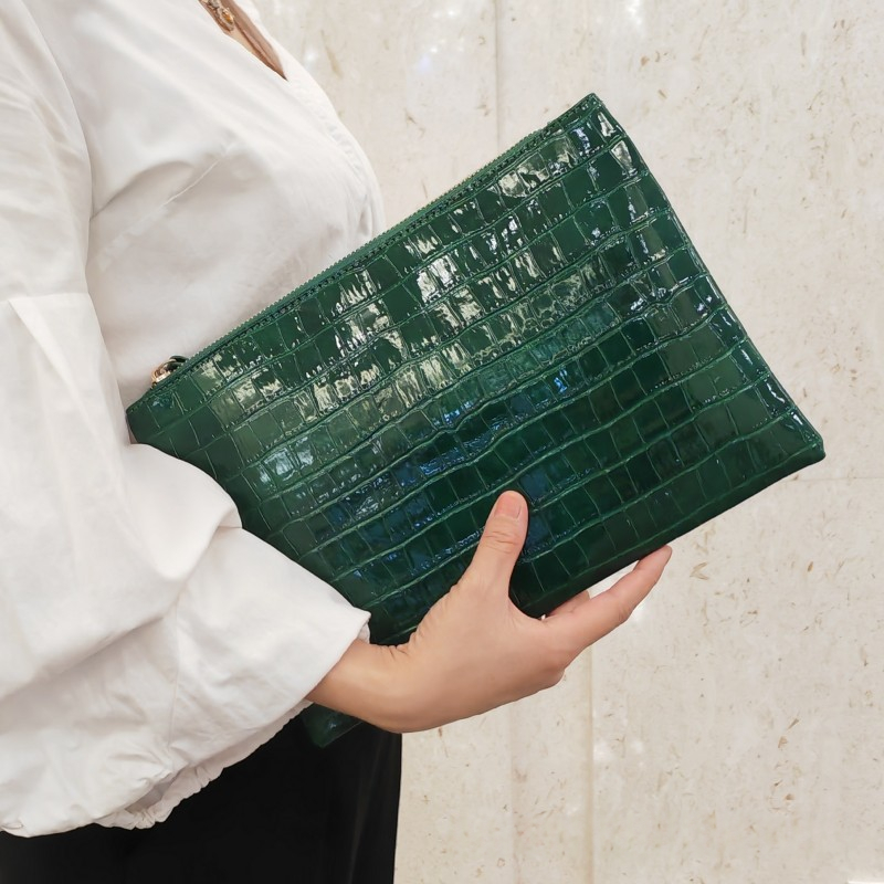 Elegant Versatile Glossy Crocodile-pattern Clutch 5