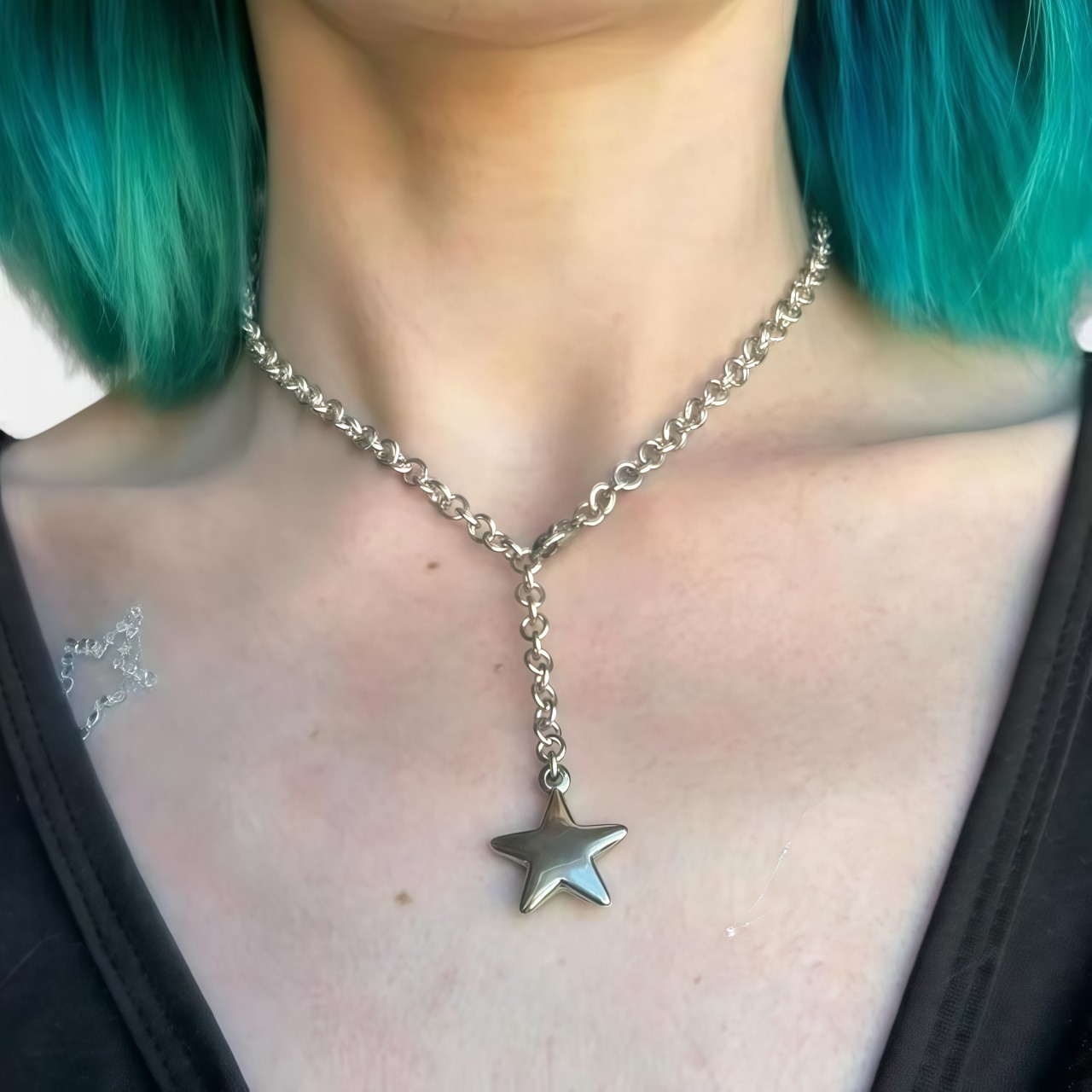 Lady Irregular Pentagon-shaped Pendant Necklace product image