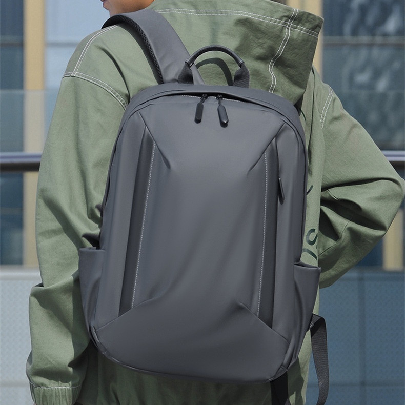 Men's Solid Color Large-capacity Casual Backpack product image