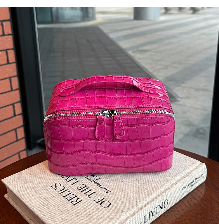 Genuine Leather Pattern Cosmetic Travel Bag