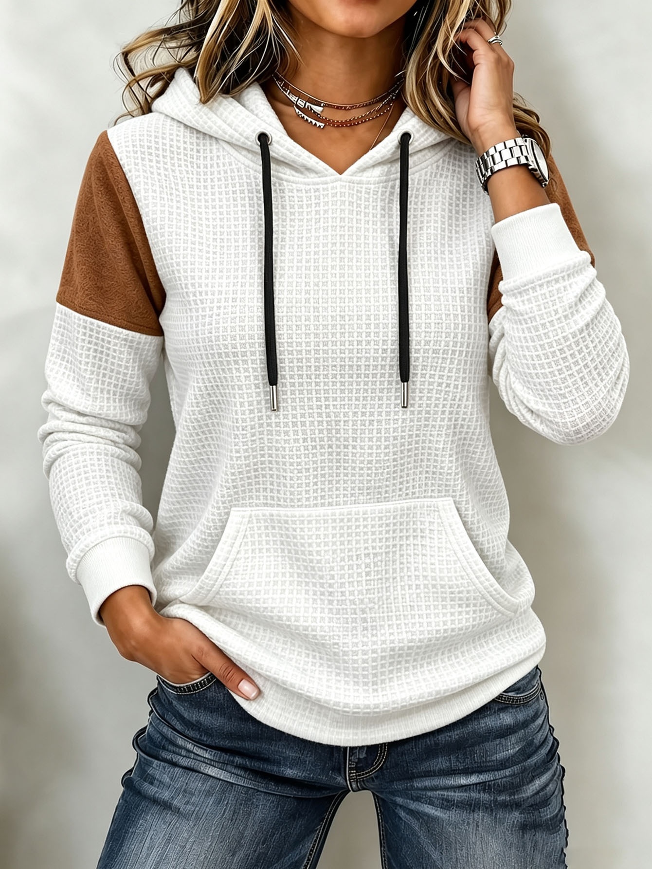 Loose Sports Waffle Long Sleeve Pocket Hoodie — product photo 5