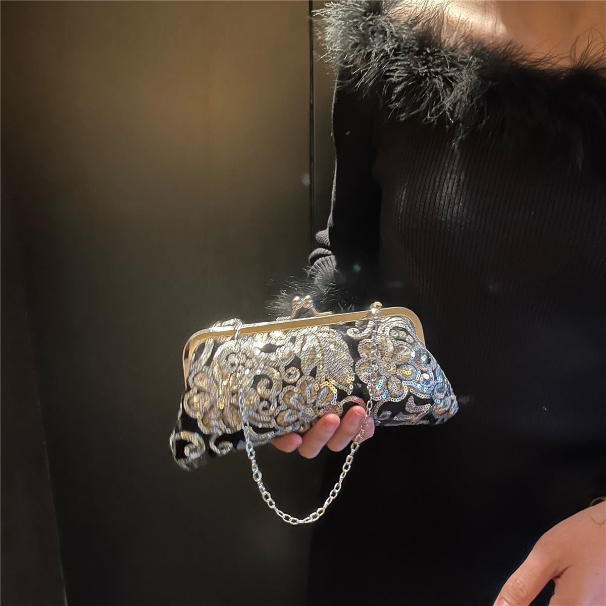 Velours Gold-Embroidered Velvet Clutch 2