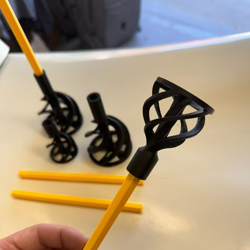 Accesoriile mixerului de vopsea sunt potrivite pentru o varietate de materiale tulburi și sunt instrumente esențiale pentru lucrătorii în construcții