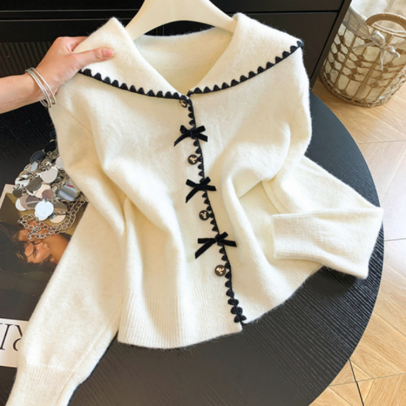 Navy Blue Knitted Cardigan Sweater With A Bow-tie Buckle