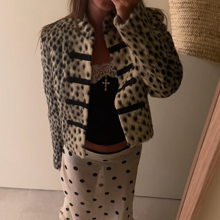 Stylish French-style Leopard-print Minimalist Coat With Hidden Buttons And A Stand-up Collar