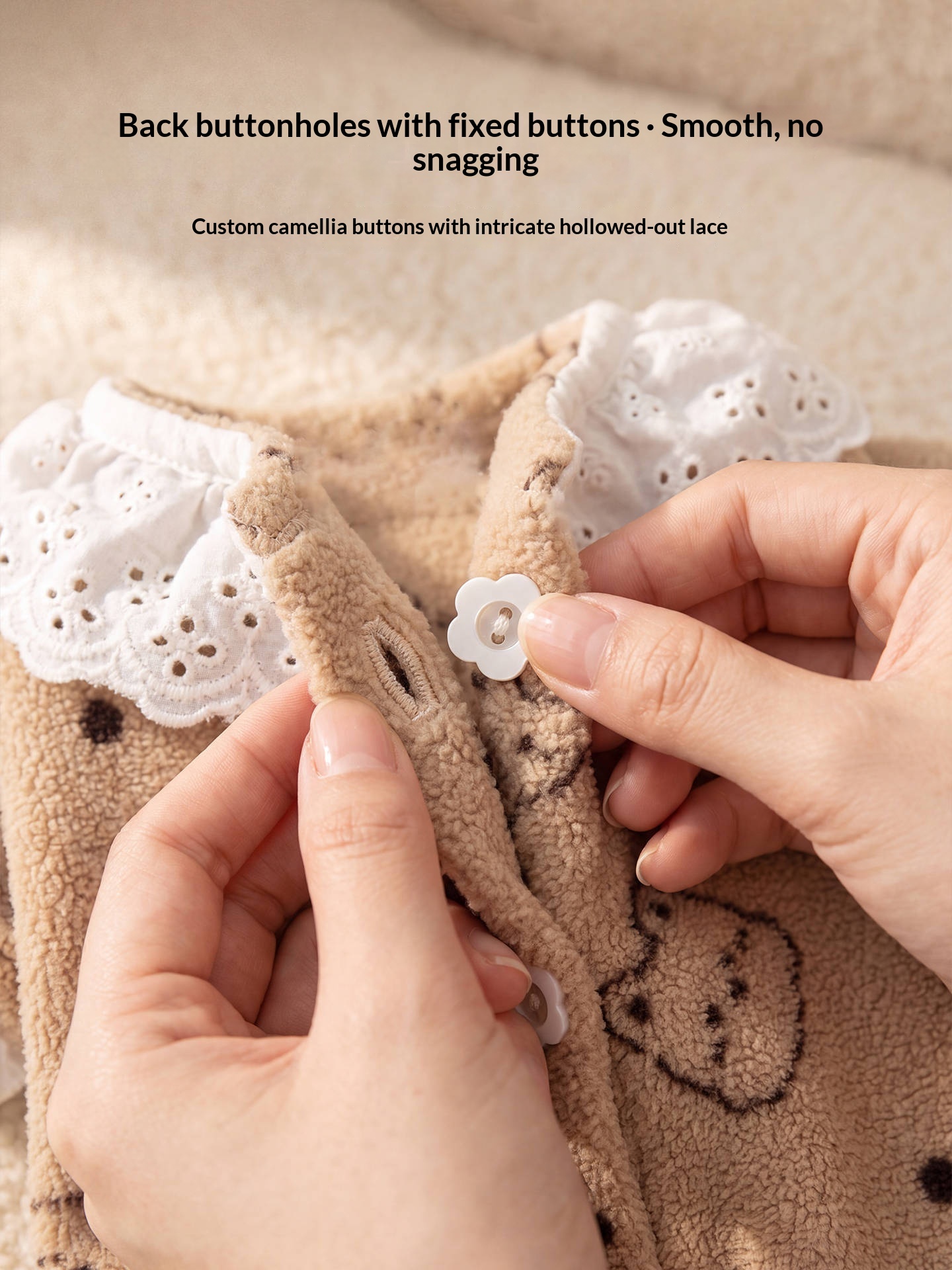 Small Dog Pet Four-legged Fleece Jacket detail photo 4