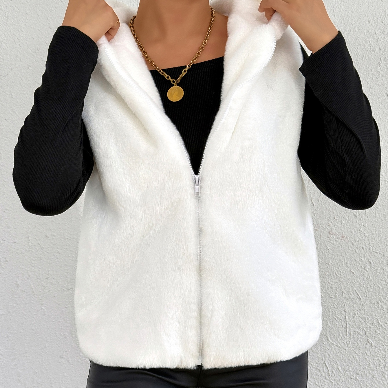 AutumnWinter New-style Faux Rabbit Fur Hooded Vest For Women With Zipper