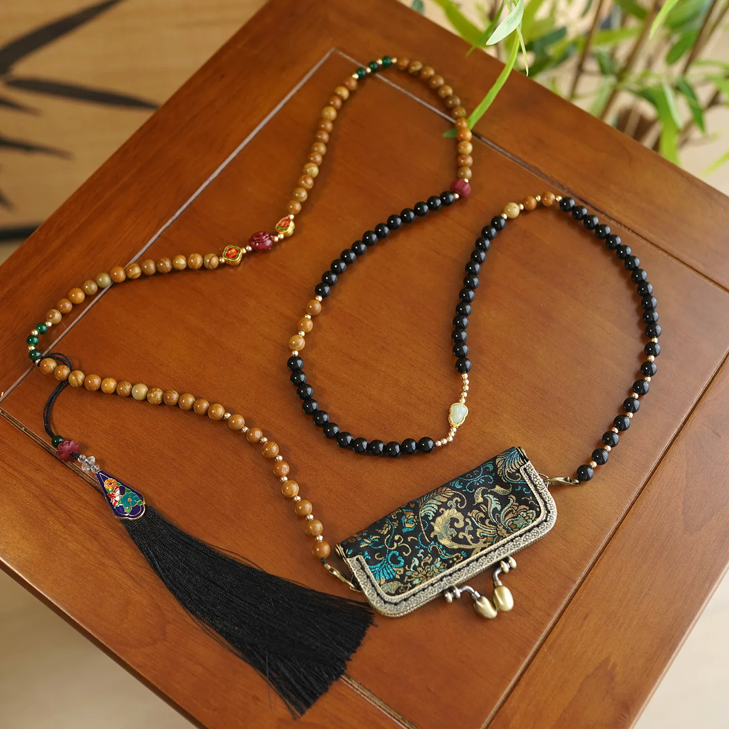 Pearl Chain Tassel Silk Ethnic-style Crossbody Purse