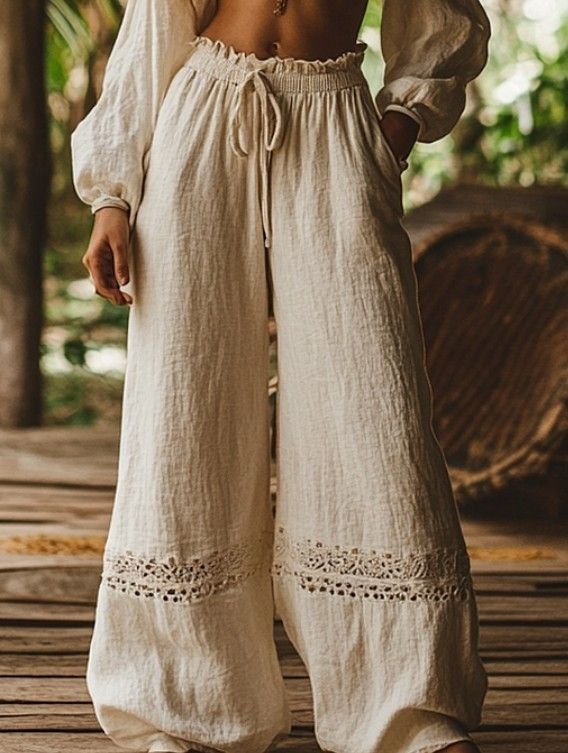 Hollow-out Elastic Waist Wide-leg Pants